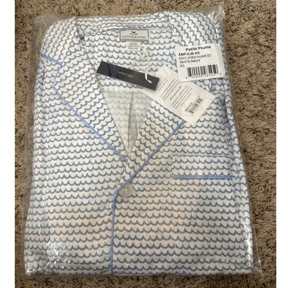 Petite Plume Men's La Mer Pajamas Set White Navy Size Medium New with tags - Picture 2 of 3